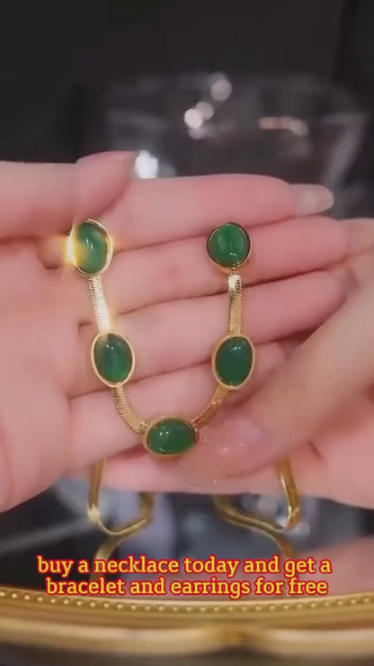 Oval Green Crystal Pendant Necklace Set With Bracelet